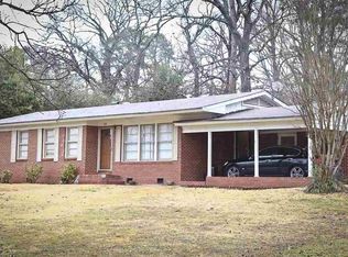 645 Glen Park Dr, Fairfield, AL 35064