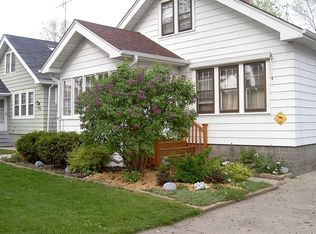 7821 16th Ave, Kenosha, WI 53143