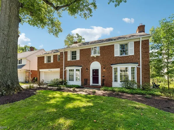1482 Burlington Rd, Cleveland Heights, OH 44118