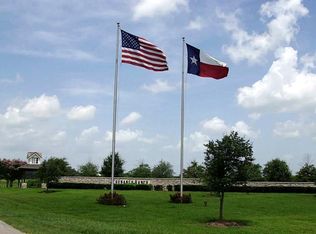 21802 Chenango Lake Dr, Angleton, TX 77515