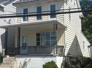 327 W Grand Ave, Tower City, PA 17980