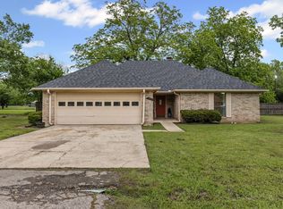 551 SW 9th St, Cooper, TX 75432