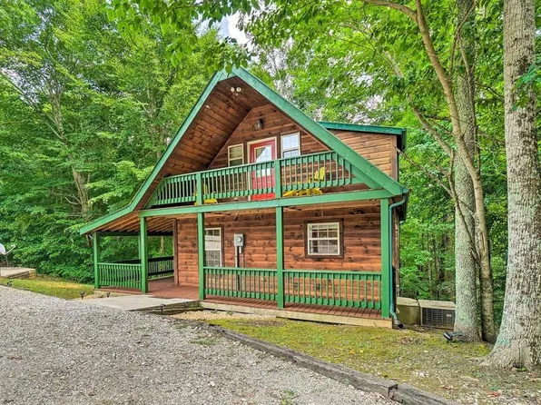 103 Koala Ridge Rd, Byrdstown, TN 38549