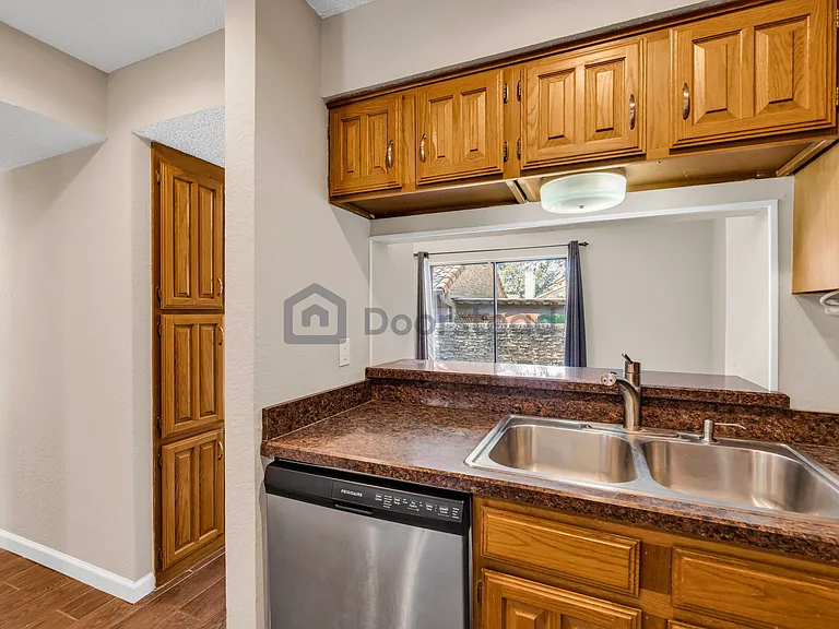336 Melrose Dr #2C — Photo 20