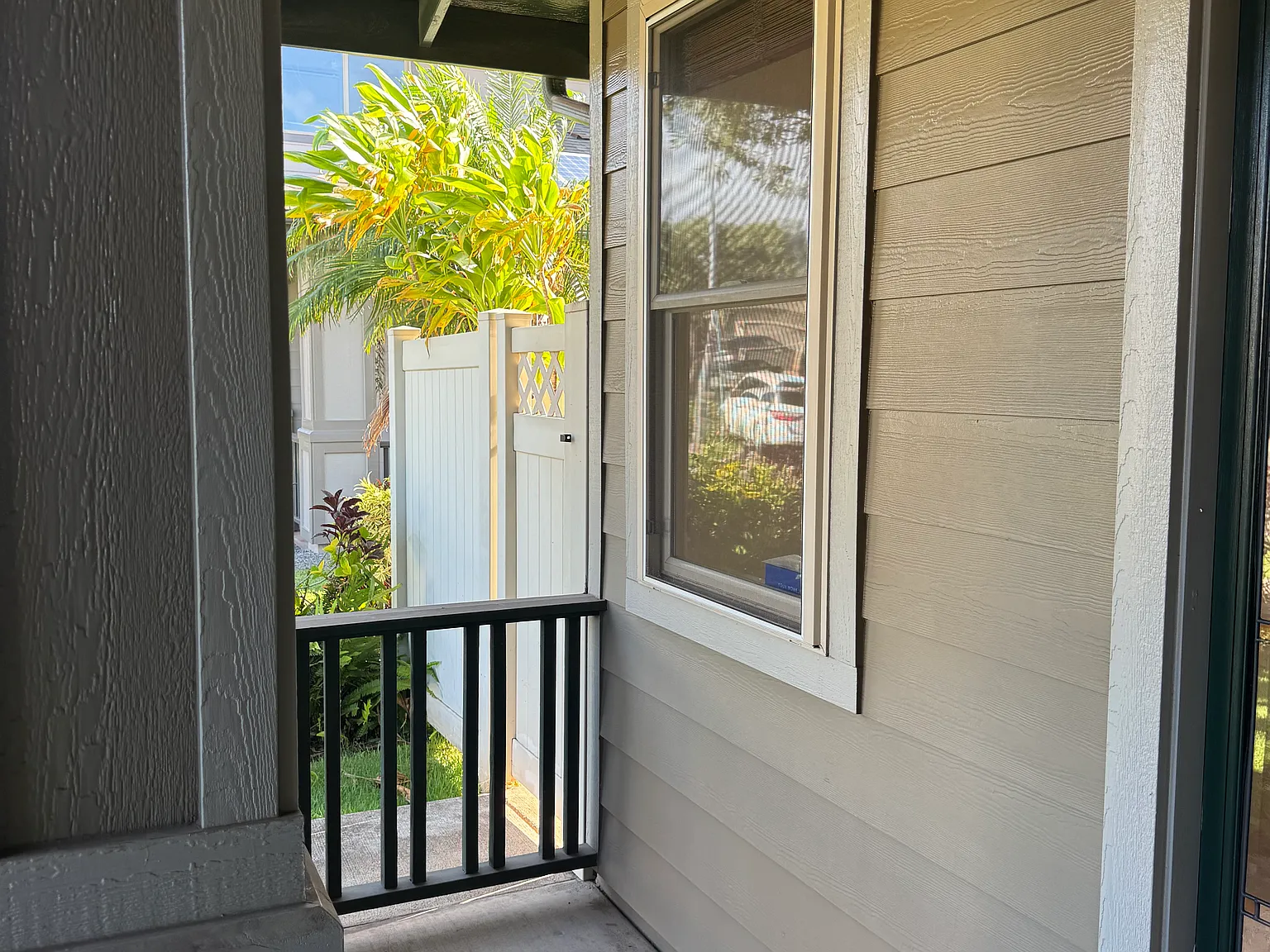 4 bed, 2.5 bath, 1588 sqft, $4,480 — Photo 4