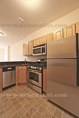 Rented by R New York | media 14