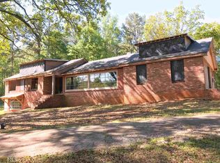 9585 Hutcheson Ferry Rd, Chattahoochee Hills, GA 30268