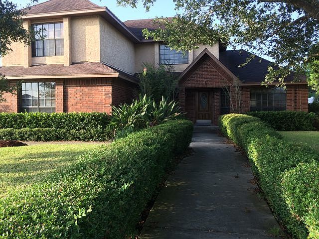 1st image of 3014 Pinehurst Dr