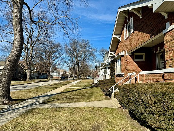 4th image of 6927 N Olcott Ave