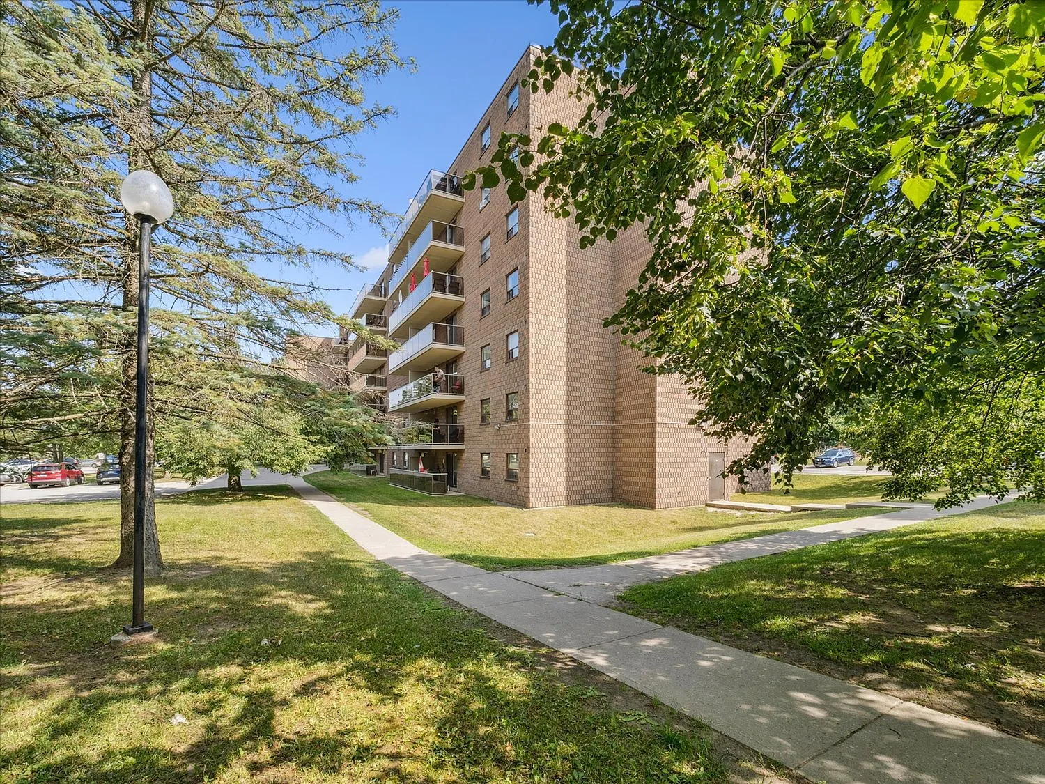 Maplewood Place — Photo 2