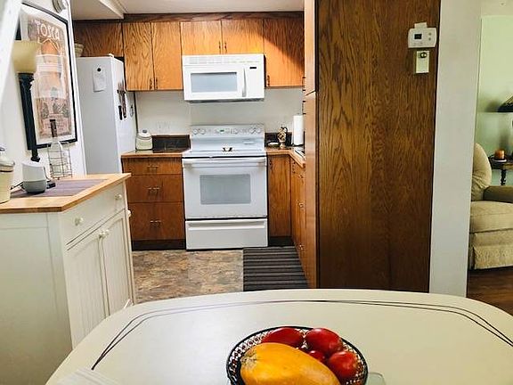 4th image of 25644 Lilac Ct