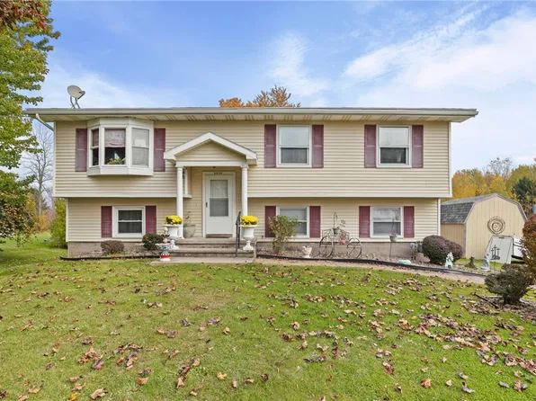 6878 Tuckahoe Rd, Williamson, NY 14589