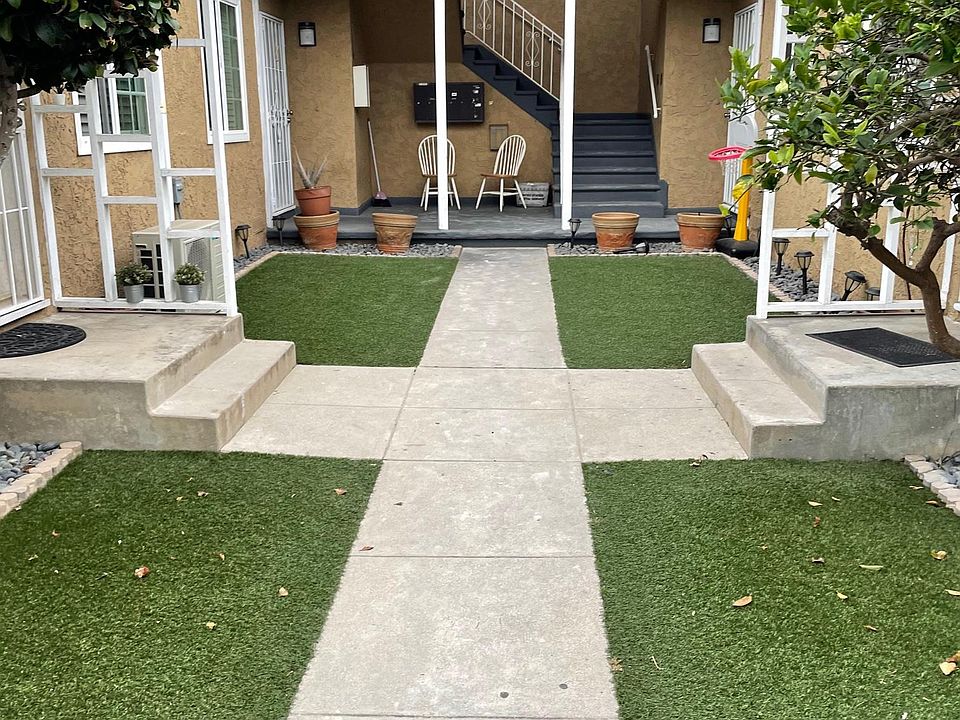 Courtyard outside front door