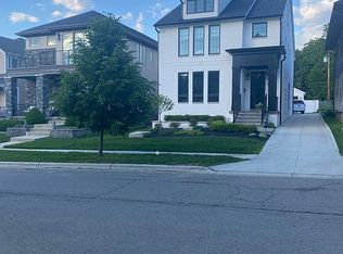 482 Park St, Birmingham, MI