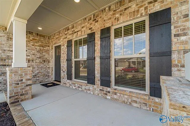 4 bed, 2153 sqft, $2,275 — Photo 4