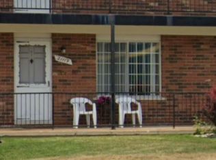 21119 Hayes Rd, Eastpointe, MI 48021