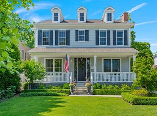 797 Pine St, Winnetka, IL 60093