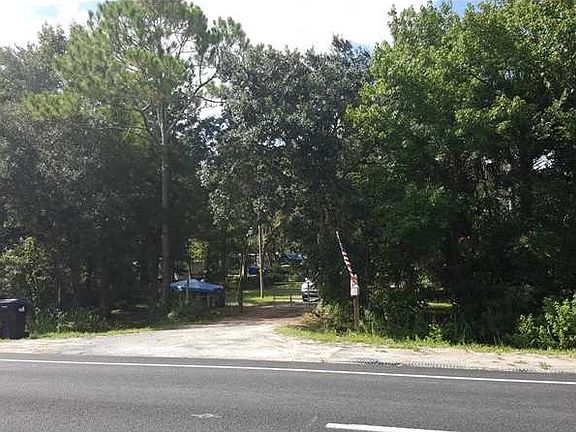 3rd image of 25917 E Colonial Dr