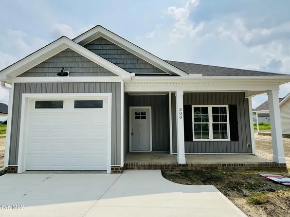 308 E Norwayne Alumni Way, Fremont, NC 27830