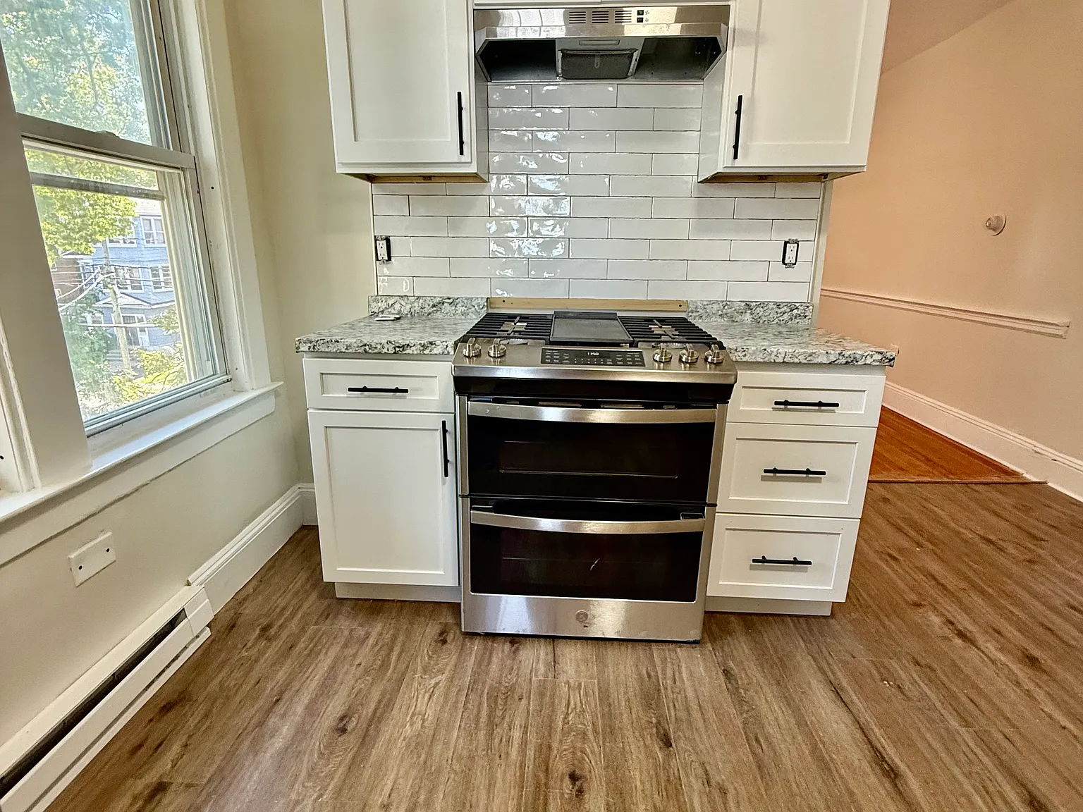 2 bed, 1100 sqft, $1,530 — Photo 4