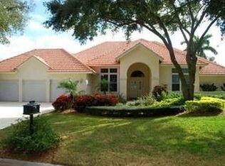 841 Wyndemere Way, Naples, FL 34105