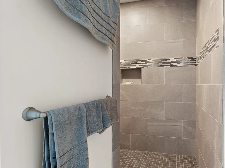 7324 Statecrest Dr — Photo 71