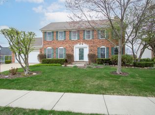 3963 Bordeaux Dr, Hoffman Estates, IL 60192