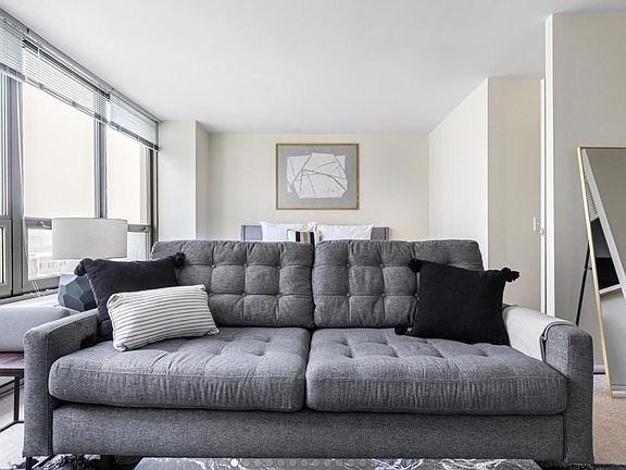 5th image of 3452 N Lake Shore Dr #2607