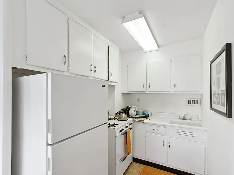 Apartments@1220 — Photo 44