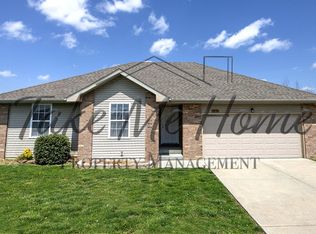 2437 E Willow, Republic, MO 65738