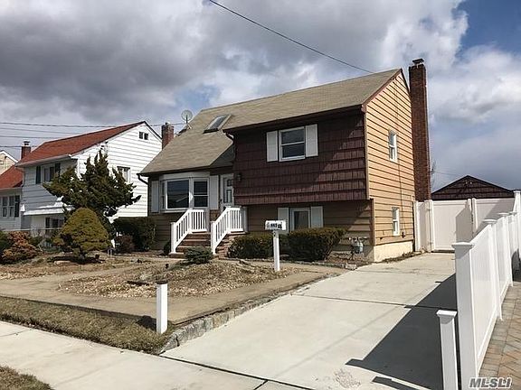2nd image of 445 East Dr