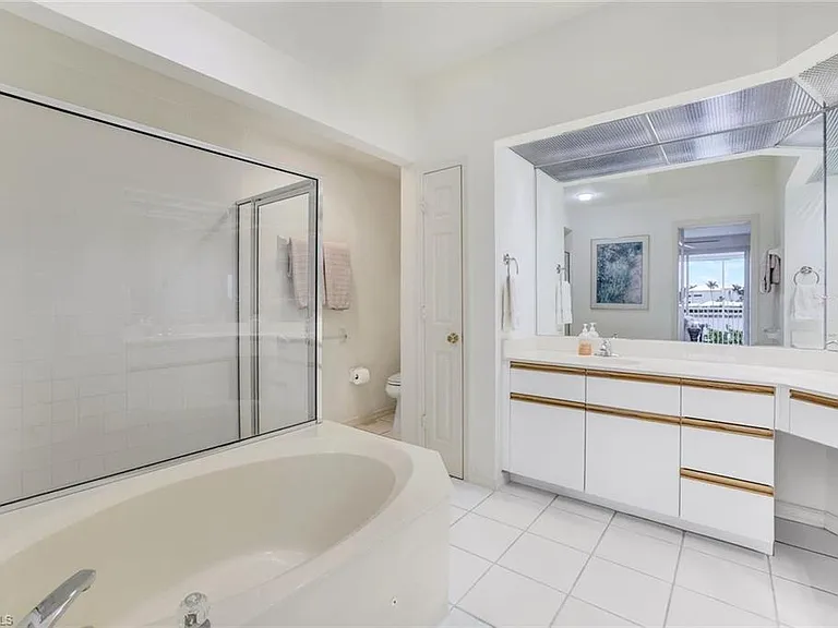 9380 Gulf Shore Dr #102 — Photo 11
