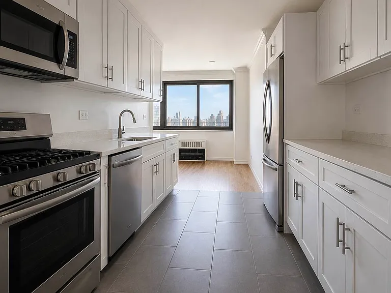 160 W 97th St #12C — Photo 2