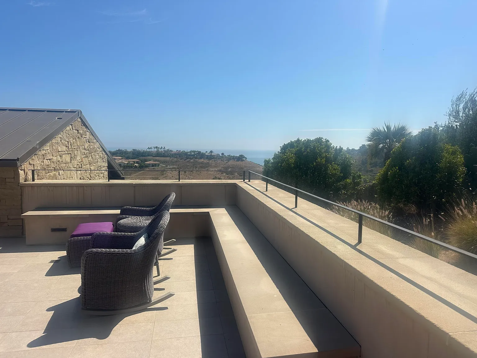 1 bed, 1.0 bath, 850 sqft, $7,500 — Photo 4