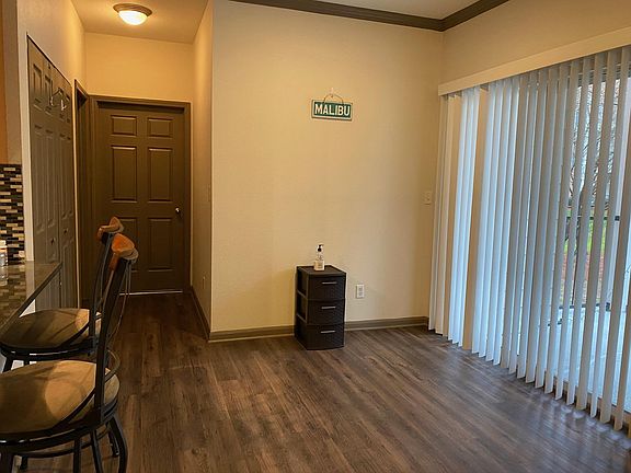 2nd image of 8215 Shadow Oaks Dr APT 425