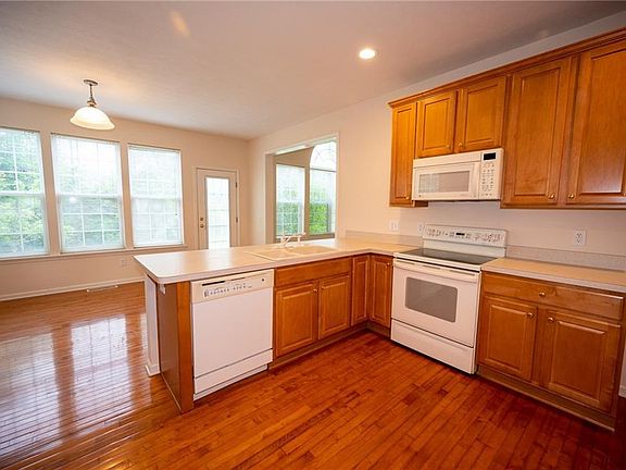5th image of 8264 Morel Dr