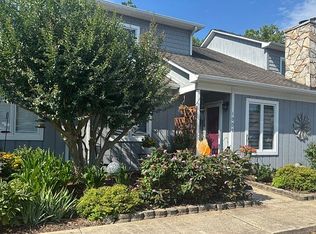 1007 21st Ave NE, Hickory, NC 28601