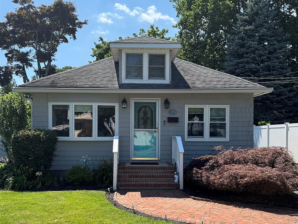1st image of 62 Willett Avenue
