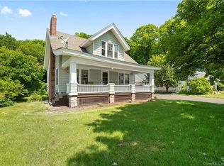 114 E Main St, Branford, CT 06405