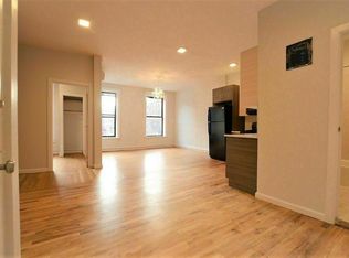 367 S 4th St #3N, Brooklyn, NY 11211