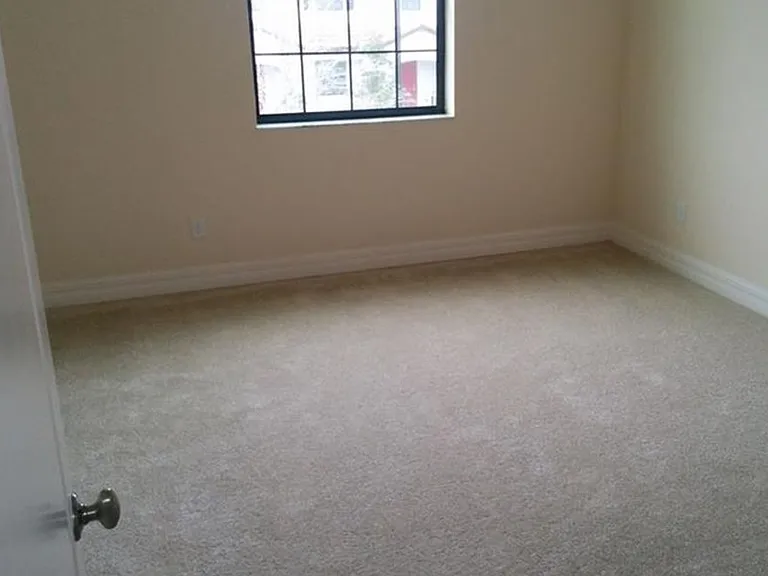 10071 Eagle Creek Center Blvd #10071 — Photo 7
