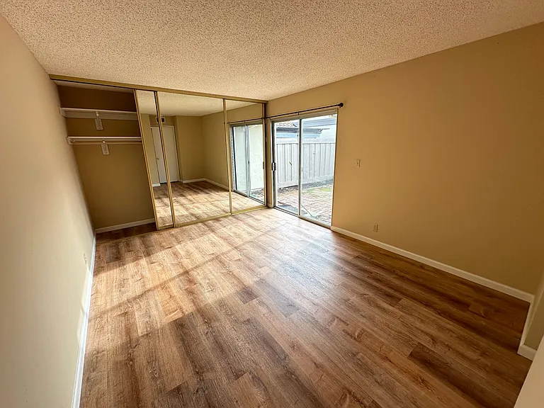 30 Long Creek Cir — Photo 6