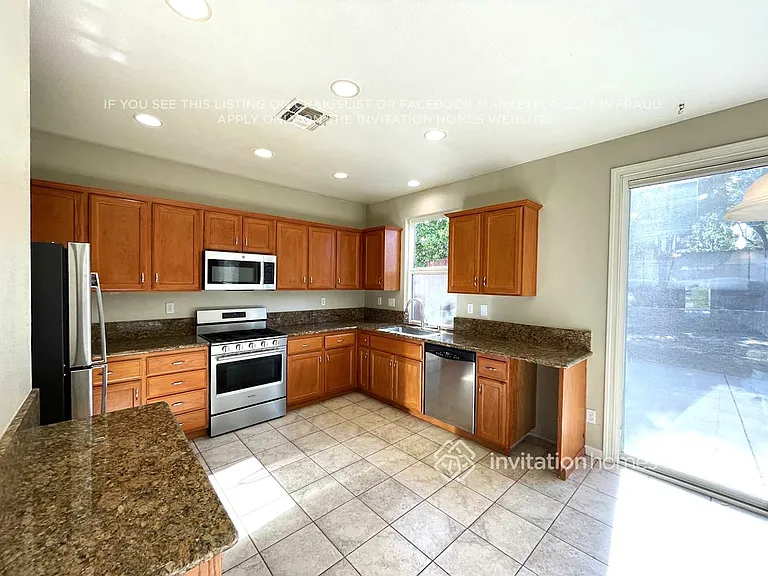 5134 Rowe Dr — Photo 5