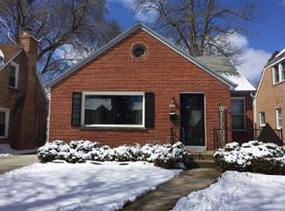 2455 N 83rd St, Wauwatosa, WI 53213