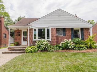 437 Normandy Rd, Royal Oak, MI 48073