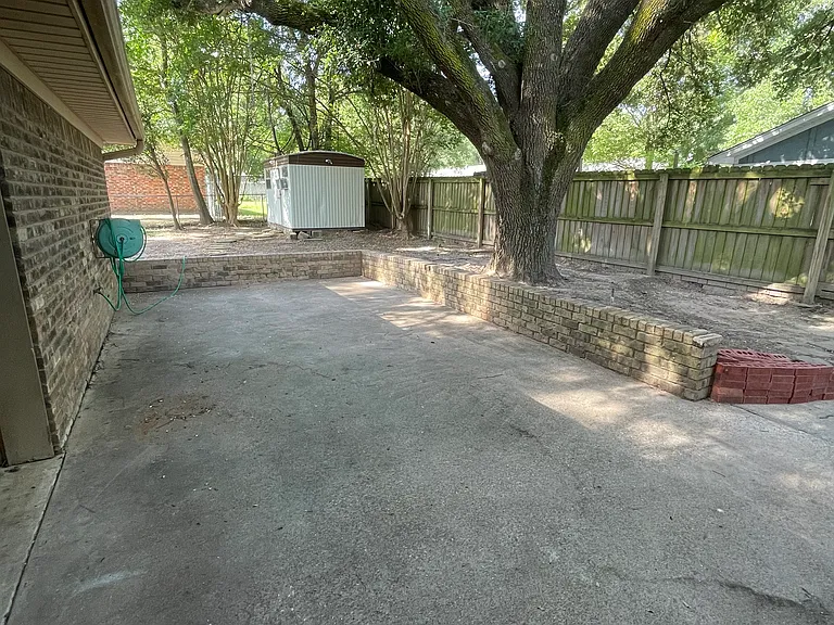3501 Pinecrest St — Photo 13