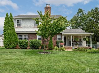 776 Harrell Ave, Woodbridge, NJ 07095