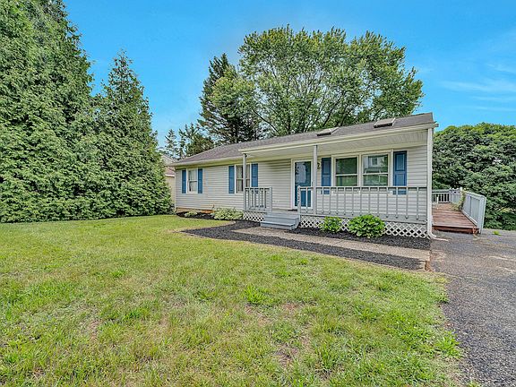 3rd image of 8127 Ashton Ln