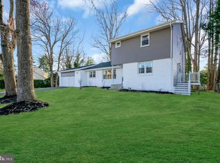 110 Warren Ave, Voorhees, NJ 08043