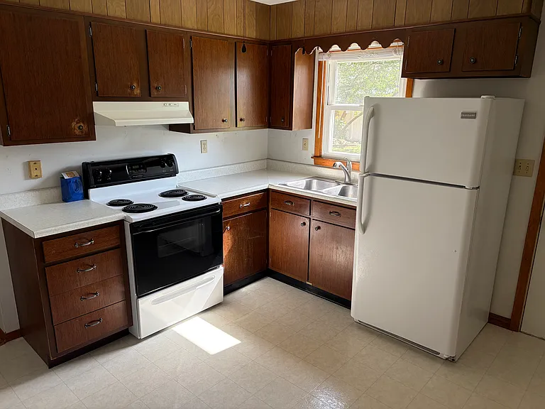 5 Glendale Dr #A — Photo 8